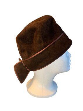 Ladies Brown Hat with 4 Satin Buttons and Trim Size Medium 22 Vintage